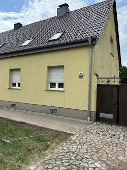 IMG_0055 - Haus kaufen in Sülzetal / Altenweddingen - Gemütliche Doppelhaushälfte mit viel Grün