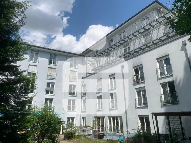 Deckblatt - Wohnung kaufen in Erlangen - zur Eigennutzung oder Kapitalanlage...1,5-Zi.-seniorengerechte ETW - ER-zentrumsnah
