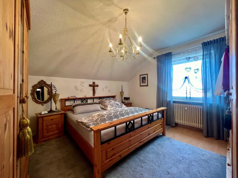 Schlafzimmer DG