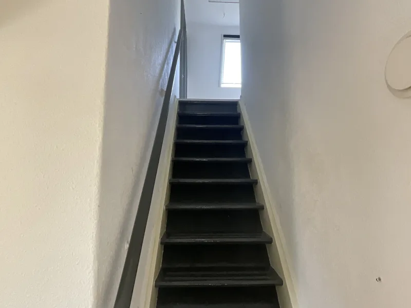 Treppe ins DG