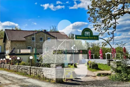 Außenansicht mit Terrasse - Gastgewerbe/Hotel kaufen in Bad Kissingen - Ein Highlight im Landkreis Bad Kissingen