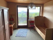 Kinderzimmer / Gästezimmer mit Balkonzugang
