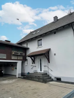 Eingangsbereich - Haus kaufen in Schwarzenfeld - Einfamilienhaus in Schwarzenfeld