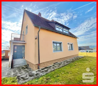 Außenansicht - Haus kaufen in Eslarn - Modernisiertes Ein-/Zweifamilienhaus in ruhiger Lage 