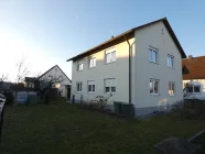 Vermietetes Zweifamilienhaus