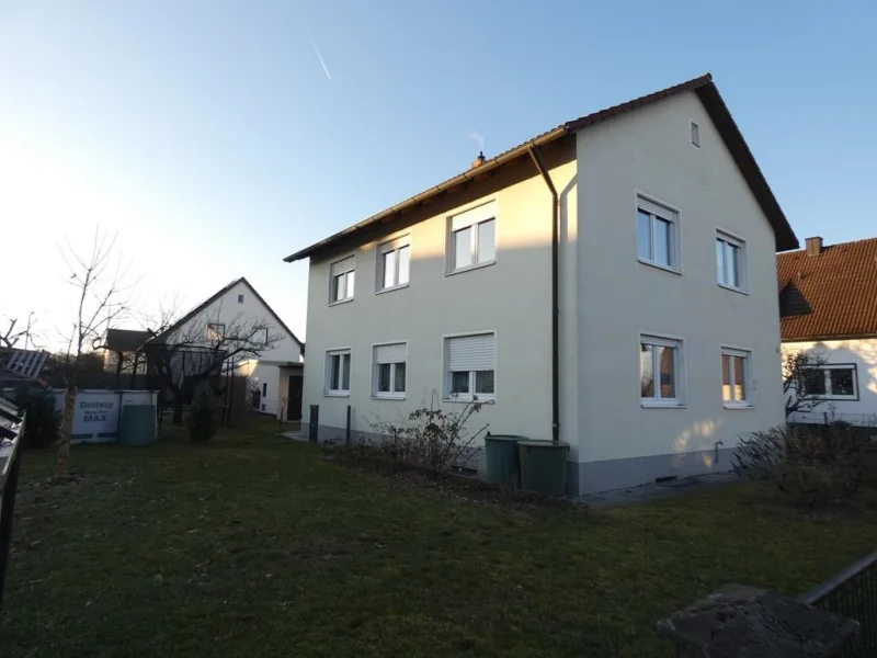 Vermietetes Zweifamilienhaus - Haus kaufen in Weiherhammer - Vermietetes Zweifamilienwohnhaus in Weiherhammer