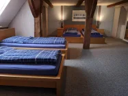 Schlafzimmer (Gebäude A/DG)