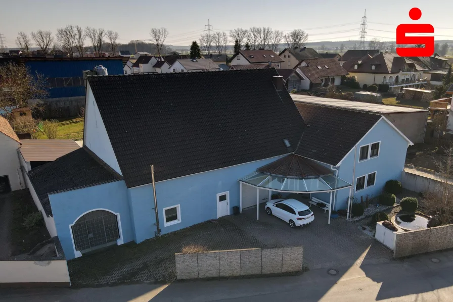 Außenansicht - Haus kaufen in Kolitzheim - Großzügiges Einfamilienhaus mit Einliegerbereich