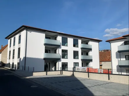 Ansicht Süd - Wohnung kaufen in Dittelbrunn - Wohnanlage "Neue Mitte Hambach"
