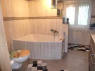 Badezimmer (EG)