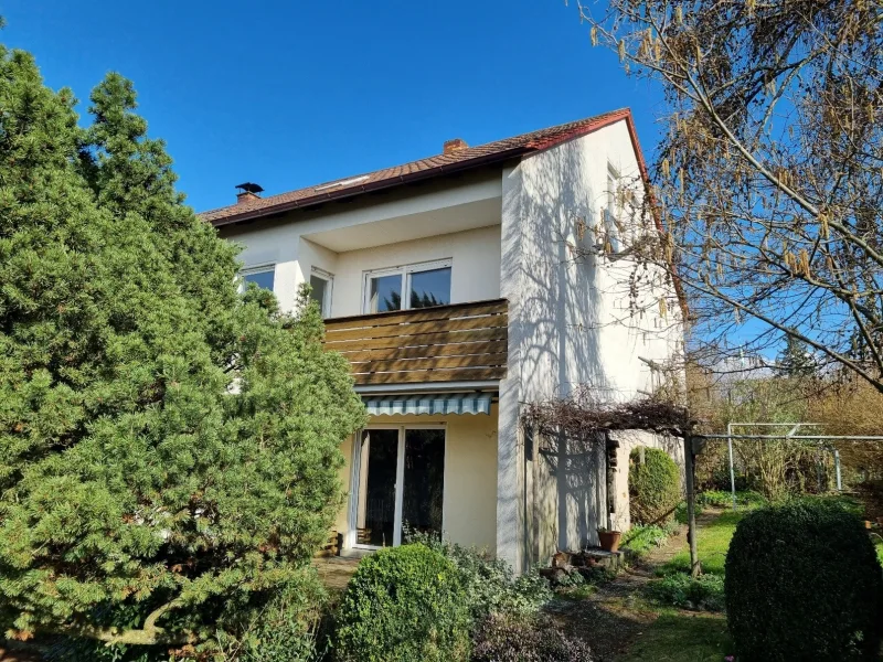 Süd-Ansicht - Haus kaufen in Haßfurt - Ihr Haus in beliebter Wohnlage von Sylbach!