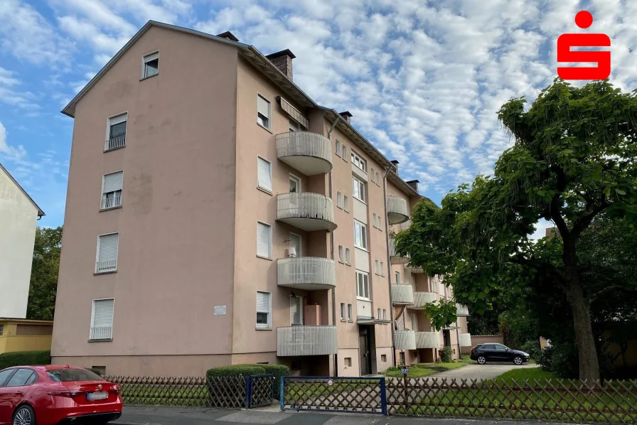 Ansicht Nord/West - Wohnung kaufen in Schweinfurt - Einziehen und wohlfühlen!