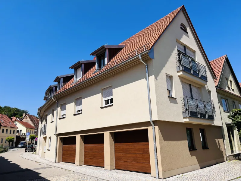 Ansicht der Wohnanlage - Wohnung kaufen in Eltmann - Aufzug inklusive… traumhaft schöne, lichtdurchflutete 3 Zimmer-Stadtwohnung mit Küche, Komfortbad, Loggia und Garage