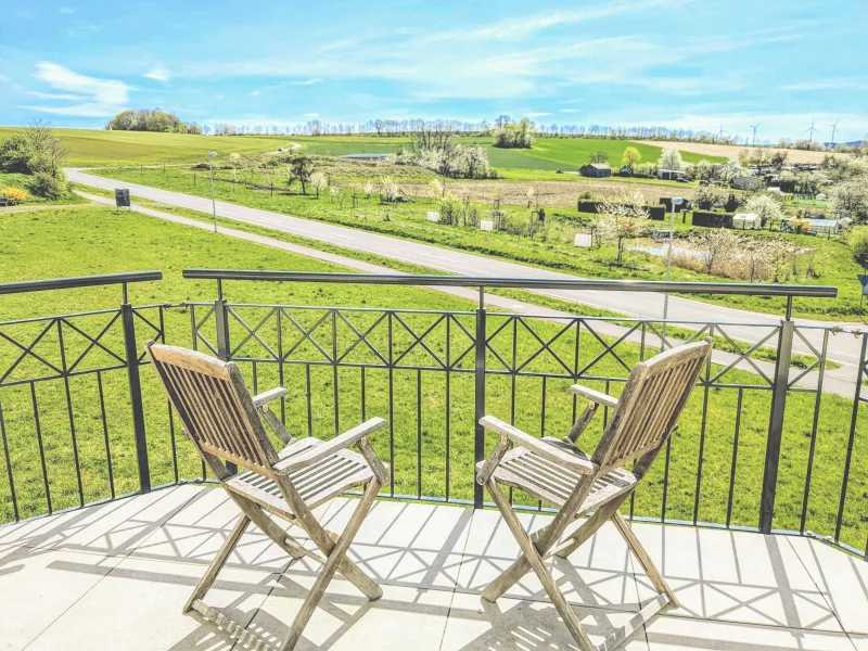 Wunderschöner Ausblick vom Balkon DG