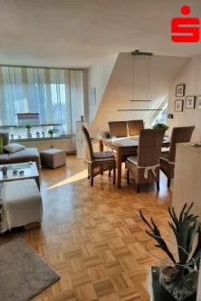 Wohn-/Esszimmer - Wohnung kaufen in Niederwerrn - 4-Zimmer-Maisonette-Wohnung mit 2 Einzelgaragen - Niederwerrn