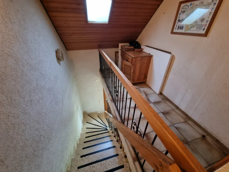 Treppe in das DG