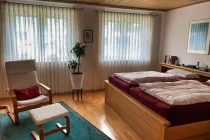 sehr großes Elternschlafzimmer