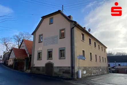 Ansicht Nord/West - Haus kaufen in Stadtlauringen - Raumwunder - hier stehen Ihnen alle Möglichkeiten offen!