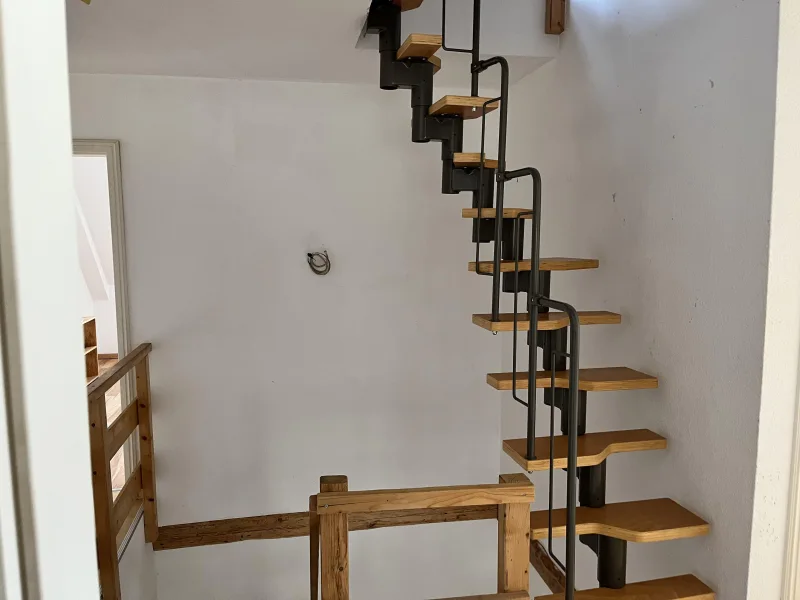 Treppe zum Spitzboden