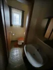 Im Nebenhaus OG: Gäste-WC