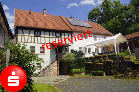 Außenansicht - Haus kaufen in Bastheim - Ein-/ Zweifamilienhaus in 97654 Bastheim/Unterwaldbehrungen