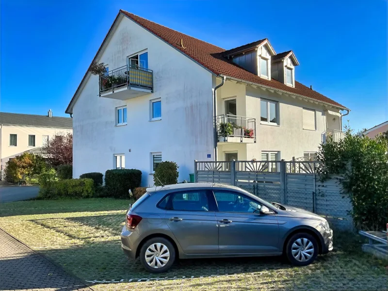 Außenansicht - Wohnung kaufen in Wettstetten - Ihr Traum unterm Dach!