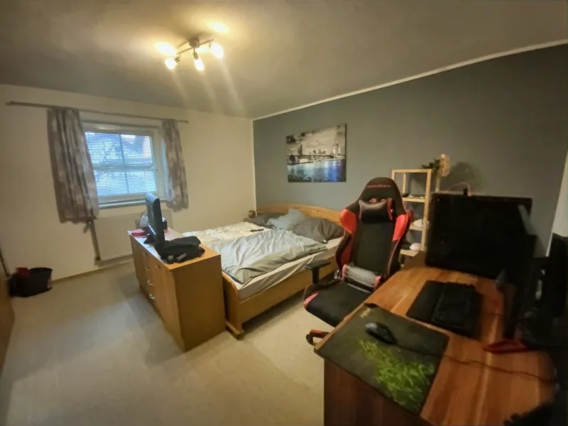 Schlafzimmer Wohnung 2