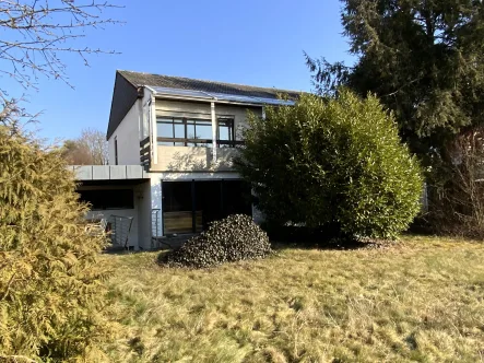 Deckblatt - Haus kaufen in Ingolstadt - Interessante Architektur 