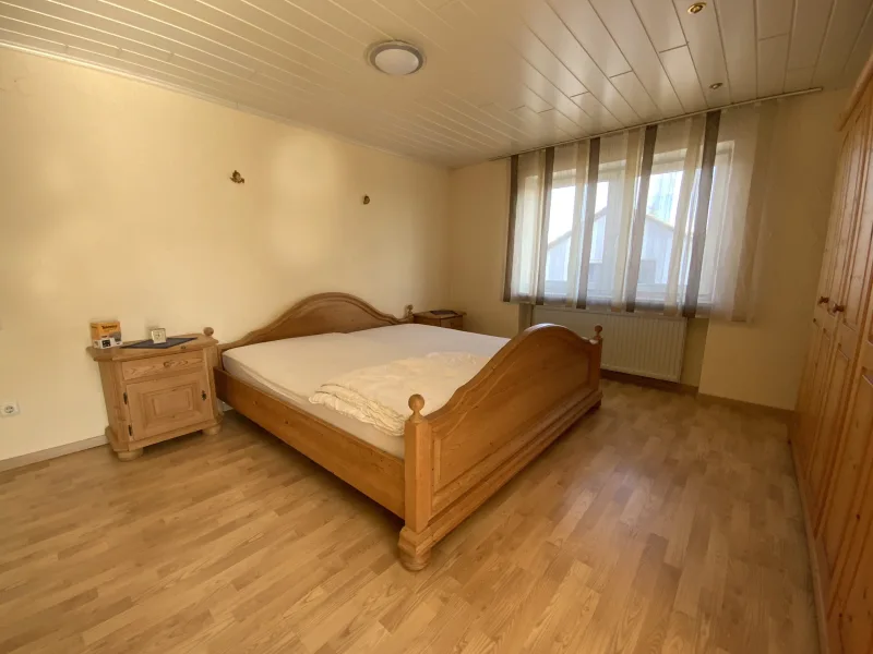 Schlafzimmer im OG