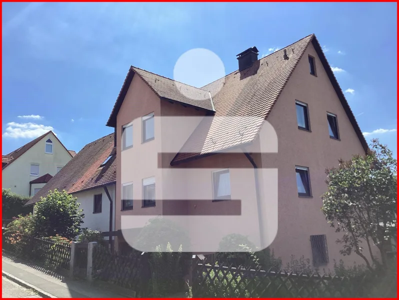 Zweifamilienhaus - Haus kaufen in Leinburg - Hier findet Ihre Familie oder Ihr Mieter ausreichend Platz!2-Familien-Haus in Leinburg