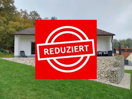 Ansicht Ost - Haus kaufen in Velburg - Bungalow mit großem Zusatz-Grundstück in Velburg-Deusmauer