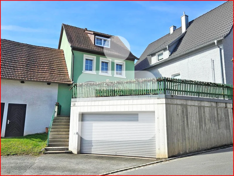Ansicht - Haus kaufen in Kulmbach - Wohnhaus in Kulmbach - Burghaig