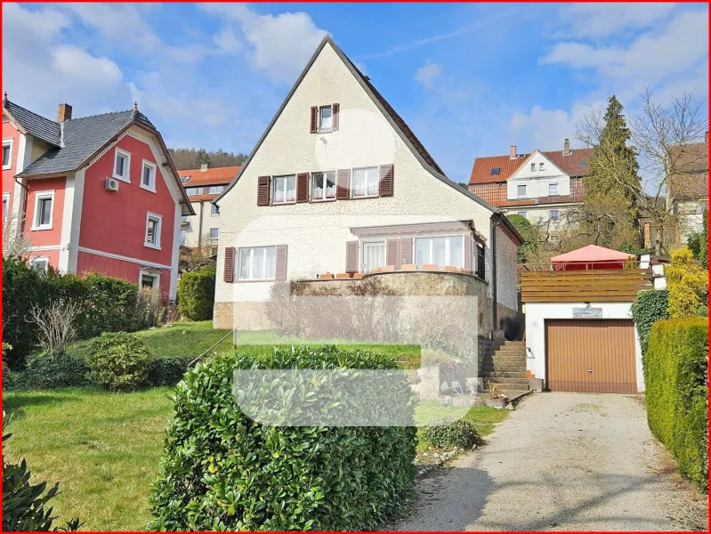 Ansicht - Haus kaufen in Kulmbach - Wohnen wie einst ein Brauereidirektor!