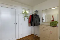 Garderobe EG