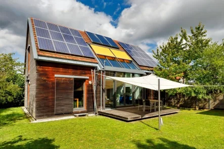 EG Terrasse mit Garten - Haus kaufen in Hörgertshausen - Mit dem Passivhaus den Energiekosten voraus !