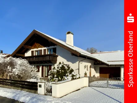 Frontansicht - Haus kaufen in Reichling - Stilvolle Landhausvilla im Alpenvorland