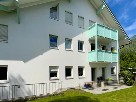 Ostbalkon im 1. Obergeschoss - Wohnung kaufen in Schongau - Charmante 3-Zimmer-Wohnung mit Ostbalkon