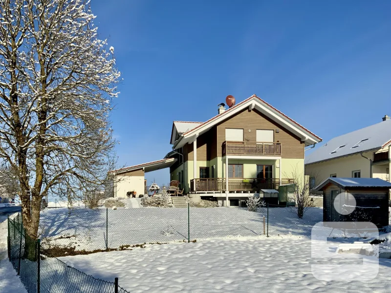 Ansicht von Süden - Haus kaufen in Reichling - Das Haus am See!