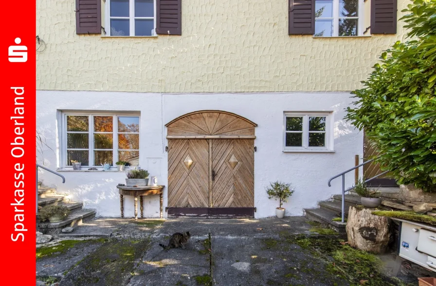 Hausansicht - Haus kaufen in Starnberg - Historischer Flair trifft auf modernen Komfort