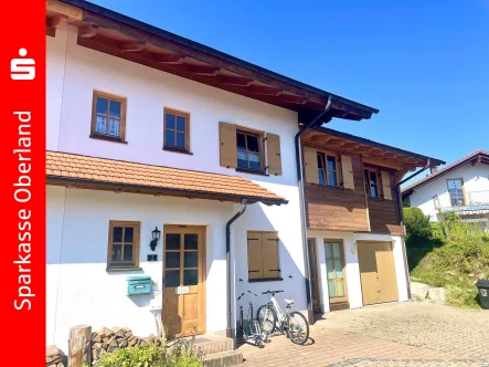 Hausansicht - Haus kaufen in Bad Kohlgrub - Familientraum: Viel Platz und Bergblick in Bad Kohlgrub