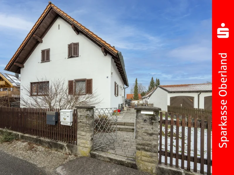 Straßenansicht - Haus kaufen in Penzberg -  Freistehendes Ein-/Zweifamilienhaus in Penzberg 