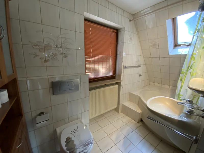 Badezimmer - Wohnung DG