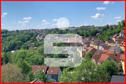 Blick auf Gräfenberg - Haus kaufen in Gräfenberg - Wohnen mit Weitblick