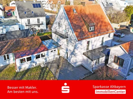 Titelbild - Haus kaufen in Neuburg - Eine Immobilie, die die ganze Familie glücklich macht
