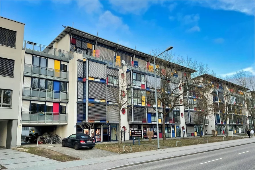 Titelbild - Wohnung kaufen in Regensburg - Sofort verfügbares Apartment in zentraler Lage des Regensburger Westenviertels