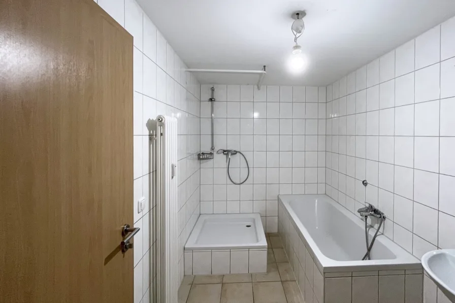 Wohnung 3 - Badezimmer