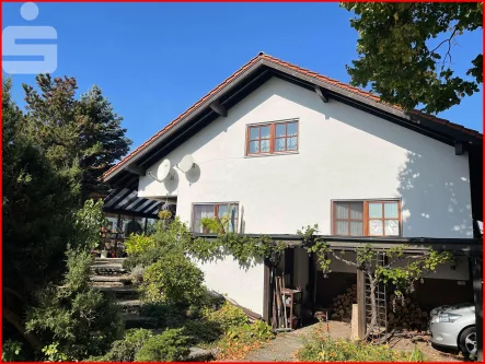 Ansicht vom Garten - Haus kaufen in Riesbürg - Großzügiges Einfamilienhaus in ländlicher Idylle