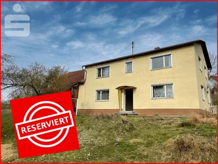 Außenansicht - Haus kaufen in Höchstädt - Blick in´s Grüne! 