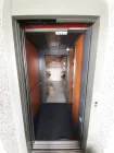 Zugang zum Aufzug