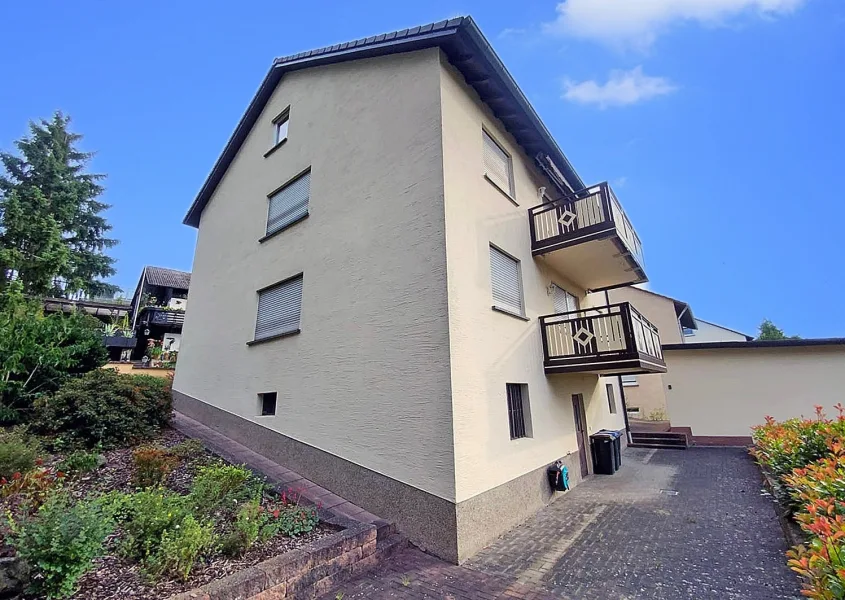 Rückansicht - Haus kaufen in Sulzbach - Gepflegtes 2-Familienhaus in Sulzbach